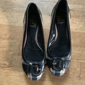 Burberry Flats - Size 8.5